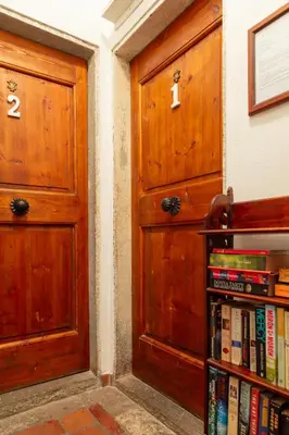 Biblioteca nell'appartamento