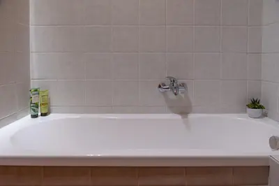 Bagno di Romantico appartamento a 10 minuti a piedi Ponte Vecchio e 5 minuti da Palazzo Pitti , ideale per coppie e famiglie, in area UNESCO
