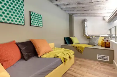 Area soggiorno di Turandot Apartment by Mamo Florence