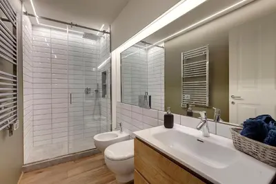 Bagno di Turandot Apartment by Mamo Florence