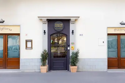 Facciata o entrata di JOIVY Together Florence Secret Nest