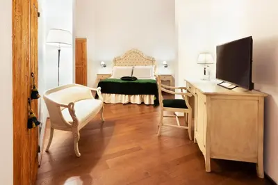 TV o dispositivi per l'intrattenimento presso Firenze al Duomo