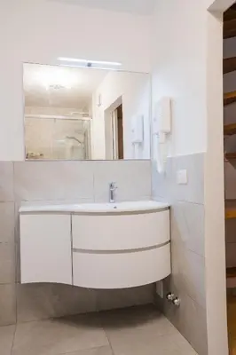 Bagno di Sant'Ambrogio - Appartamento City Turquoise