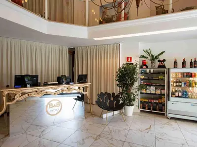 Salone o bar di B&B Hotel Firenze Laurus Al Duomo