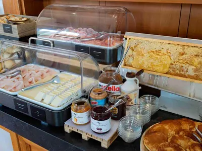 Cibo presso l'hotel o nelle vicinanze