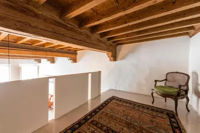 Area soggiorno di San Firenze House by Mmega