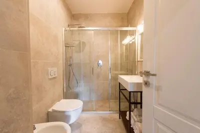 Bagno di Apartments Florence - Ariento Deluxe 8