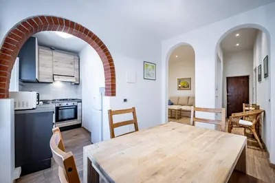 Cucina o angolo cottura di Roommo Via dei Pilastri giada