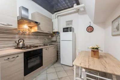 Cucina o angolo cottura di Anguillara by Mmega