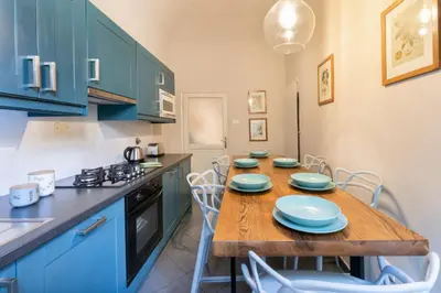 Cucina o angolo cottura di Dimora D'Azeglio with private patio