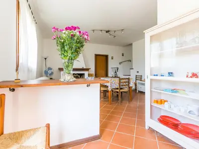 Cucina o angolo cottura di Holiday Home Dependance di Villa Magna by Interhome