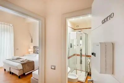 Bagno di Aurora Garden Lodging - Rooms & Apartment