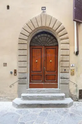 Facciata o entrata di Aurora Suite, inside historic centre, few steps from Uffizzi, AC bedrooom, brand new in-room BTH, 2nd floor, walking distance from all sites