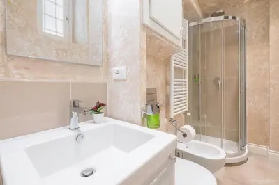 Bagno di Wine Apartments Florence Barolo