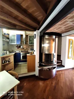Cucina o angolo cottura di CAREGGI GARDEN APARTMENT