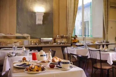 Cibo presso l'hotel o nelle vicinanze