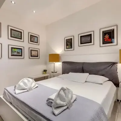Conce Apartment by Mamo Florence