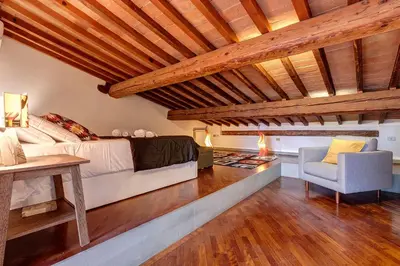Area soggiorno di Spirito19 Apartment by Mamo Florence