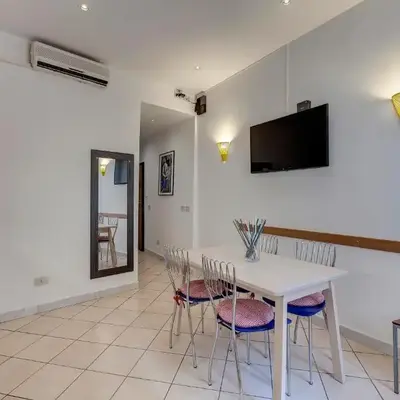 Zalinda Apartment by Mamo Florence