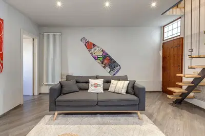 Area soggiorno di Zita Apartment by Mamo Florence