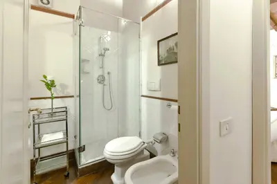 Bagno di Buonarroti big apartment with terrace in Oltrarno