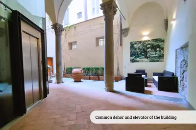 Area soggiorno di Buonarroti big apartment with terrace in Oltrarno