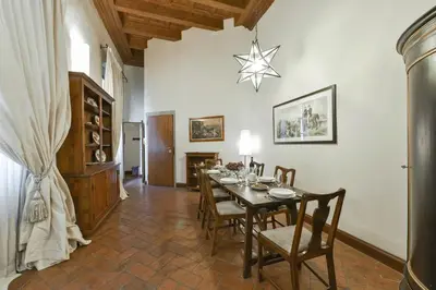 Planimetria di Raffaello apartment with fireplace in Oltrarno