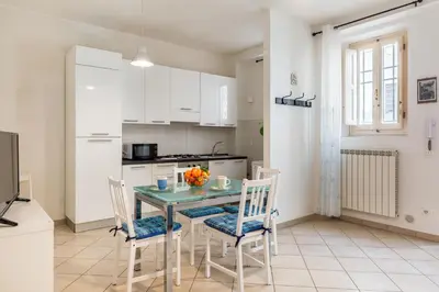 Cucina o angolo cottura di GuestHost - Florence Quiet and Bright Apartment