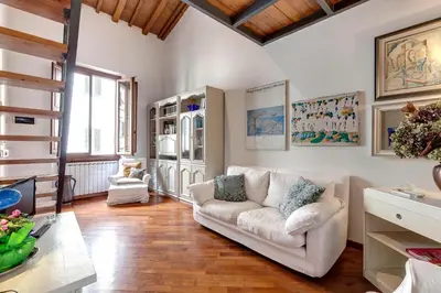 Area soggiorno di Gastone Apartment by Mamo Florence