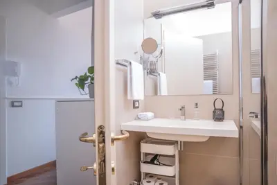 Bagno di Your Home in Florence next to the central train station