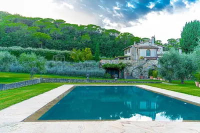 Piscina di Tenuta le Viste - panoramic Villa o nelle vicinanze