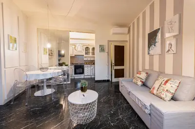 Cucina o angolo cottura di Oriuolo Prestige by Mmega