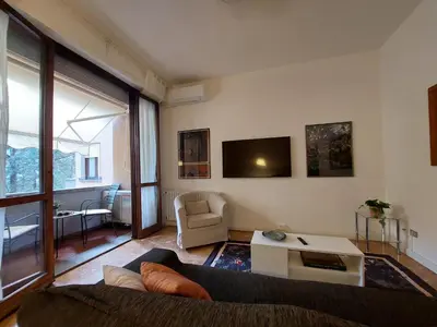 Area soggiorno di Castiglione Apartment near the center