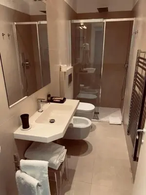 Bagno di Suite Aria d'Arte 1