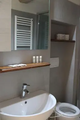 Bagno di Modern 3BR Near Santa Maria Novella Station