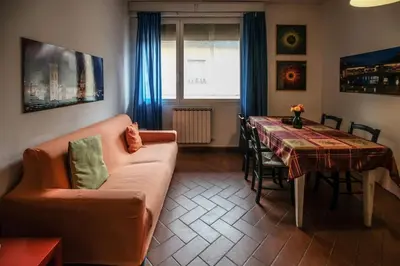 Area soggiorno di Nice Apartment Near Ponte Vecchio