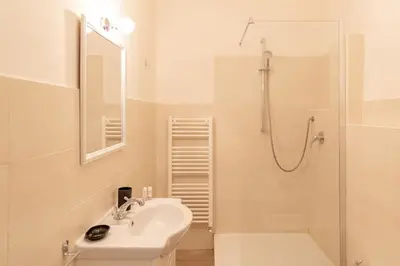 Bagno di Beautiful Apartment In Quite Area