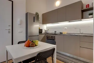 Cucina o angolo cottura di Guya Apartment by Mamo Florence