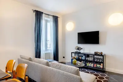 TV o dispositivi per l'intrattenimento presso Genteel Home Belfiore