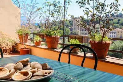 Balcone o terrazza di Apartments Florence- Biblioteca apartment with view