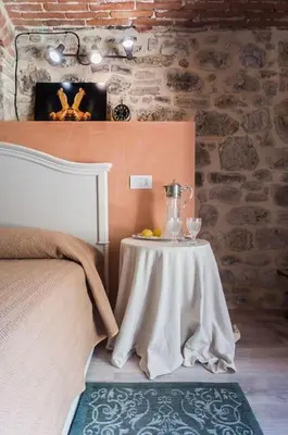 Letto o letti in una camera di FAETOLE typical Tuscan country house near FLORENCE