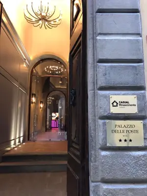 Certificato, attestato, insegna o altro documento esposto da Casual Rinascimento Firenze