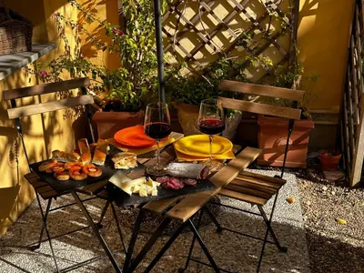 Cibo presso l'appartamento o nelle vicinanze