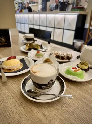 Cibo presso l'appartamento o nelle vicinanze