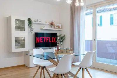 TV o dispositivi per l'intrattenimento presso Art Design Home Firenze