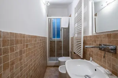 Bagno di GuestHost - SantAmbrogio Colorful Apartment