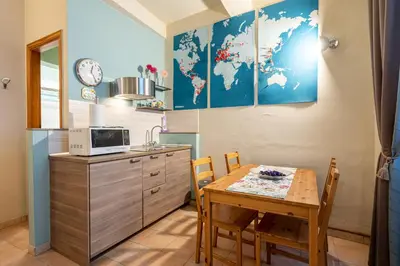 Cucina o angolo cottura di GuestHost - Porta Romana & Boboli Suite