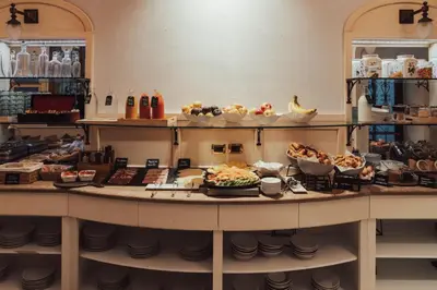 Cibo presso l'hotel o nelle vicinanze