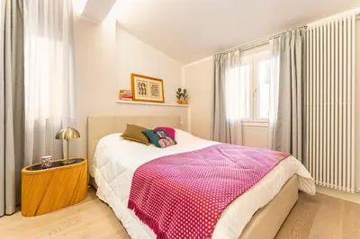 Letto o letti in una camera di Art Apartment Luxury Sofia Suite