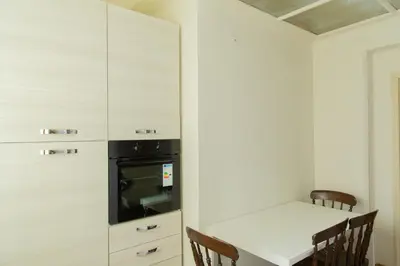 Cucina o angolo cottura di Strategic 2BR Apartment